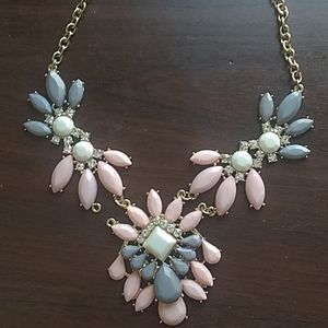 Pretty necklace multicolor